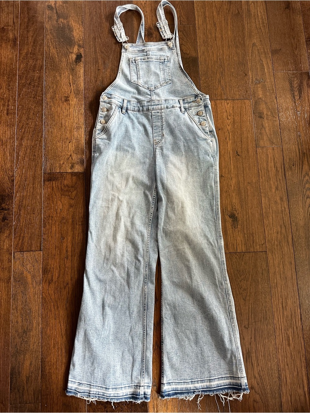 Cleo & Wolf Women’s Light Wash Denim Overalls - Women's Wide Leg - size Small